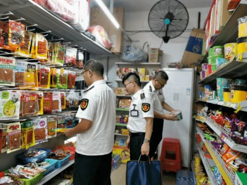 銀海區(qū)市場監(jiān)管局扎實(shí)推進(jìn)食品銷售風(fēng)險(xiǎn)分級管理工作，筑牢食品安全防線